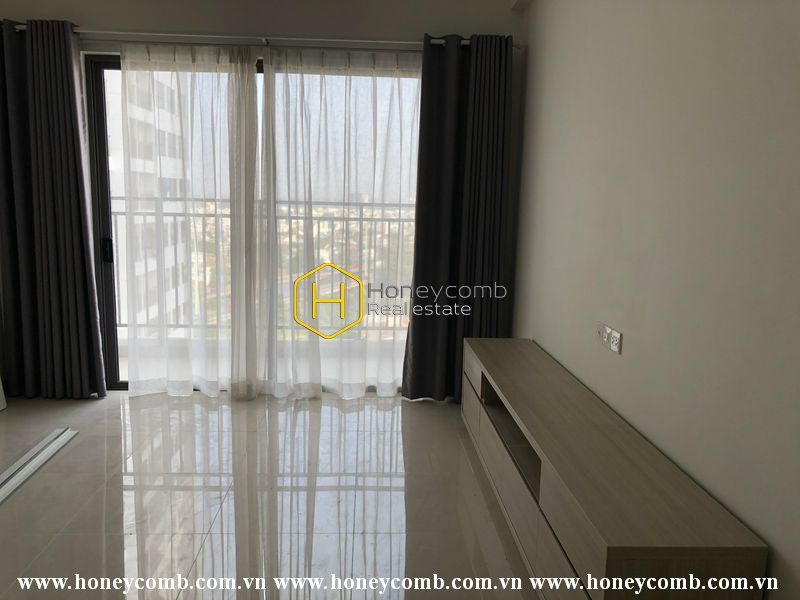 Simple design and basic furniture in our The Sun Avenue apartment