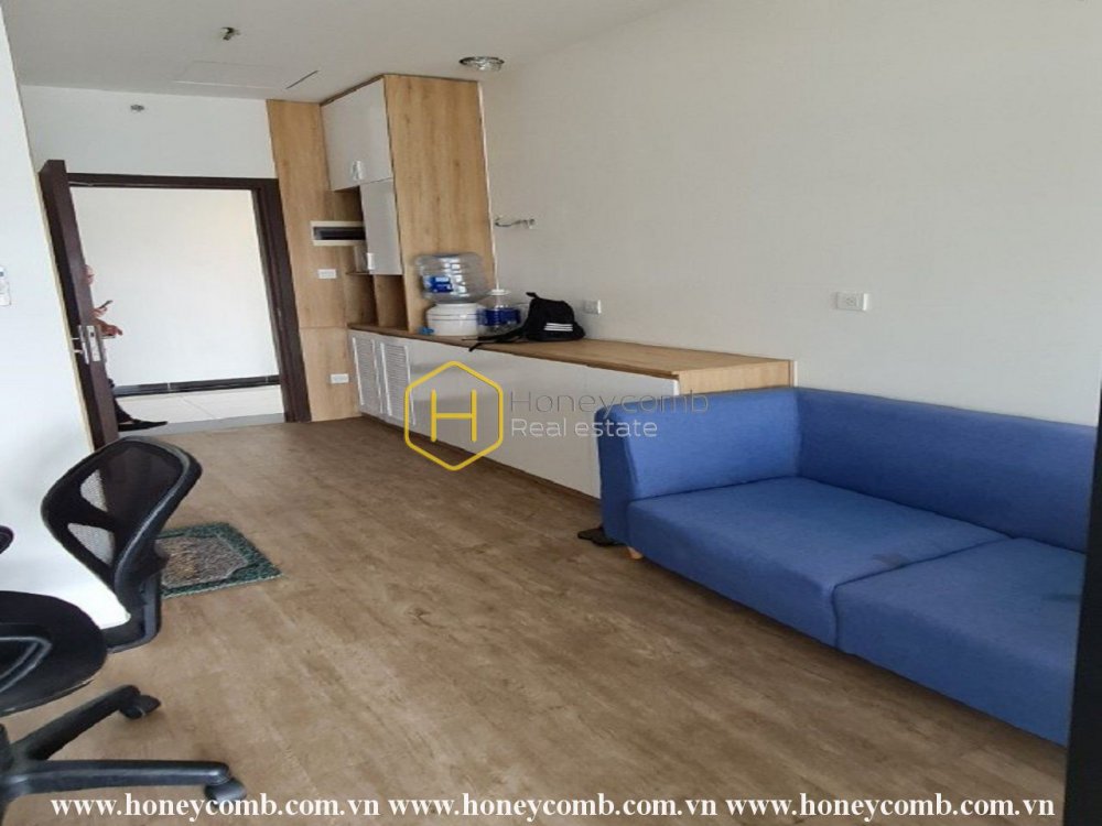 Spacious unfurnised apartment with prestigous location for rent in The Sun Avenue