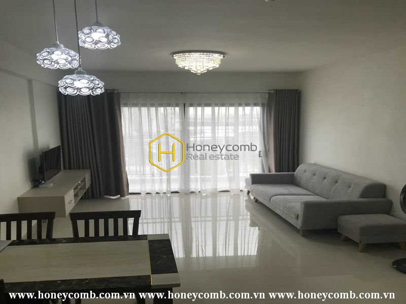 The Sun Avenue apartment: Minimalist in white