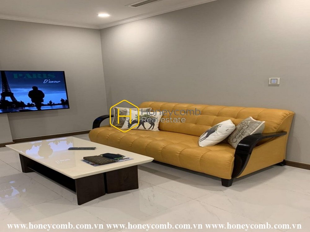 Thiết kế đơn giản trong căn hộ Vinhomes Central Park tạo nên sự ấm áp cho gia đình bạn