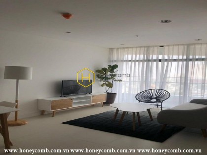 Simple structure and basic interior in City Garden apartment for rent