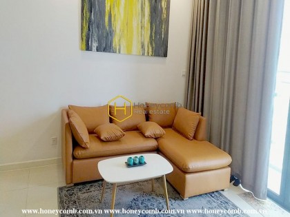 Live the urban lifestyle with this modern and luxurious apartment in The Estella Heights for rent