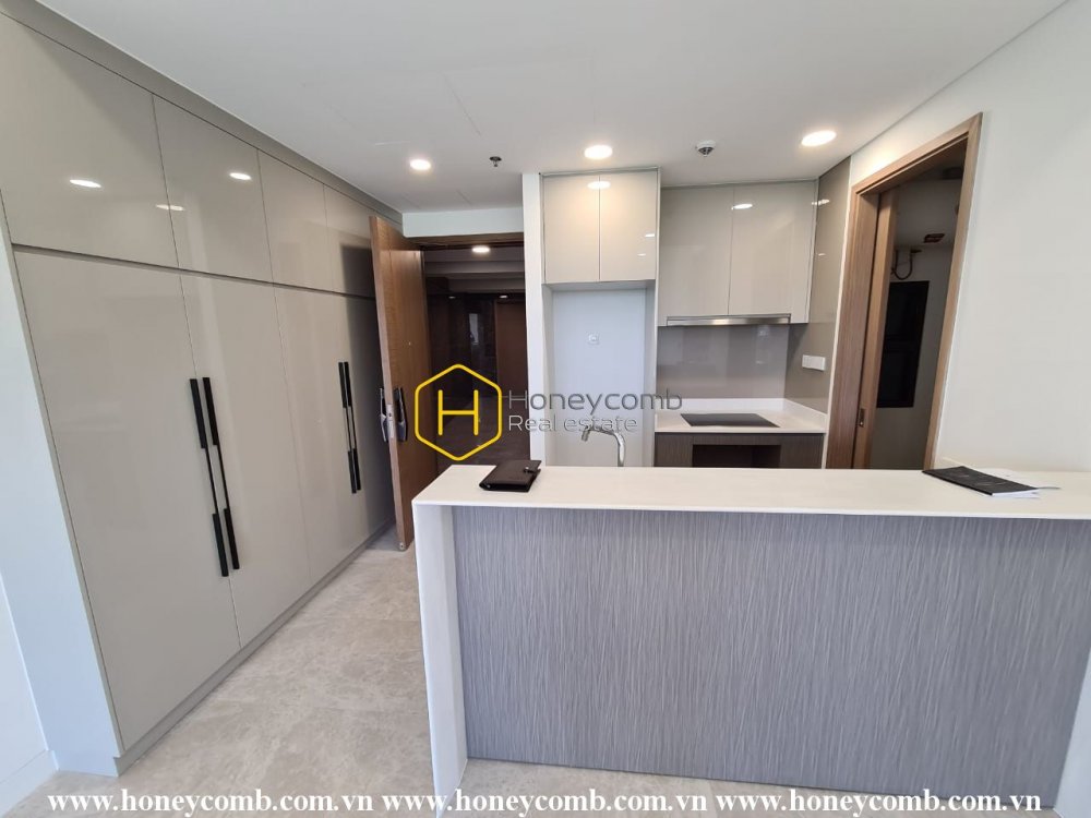 Spacious unfurnised apartment with prestigous location for rent in The River Thu Thiem