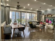 Feel the warm atmosphere in this The Estella Heights apartment