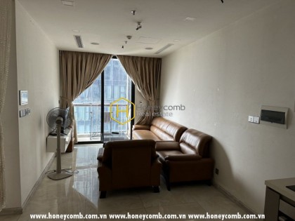 Simple design but qualified apartment in Vinhomes Golden River