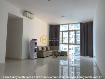 Sun-filled and airy unfurnished apartment for rent in The Vista
