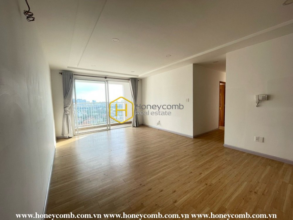 The spacious and unfurnished 3 bedroom-apartment in Tropic Garden