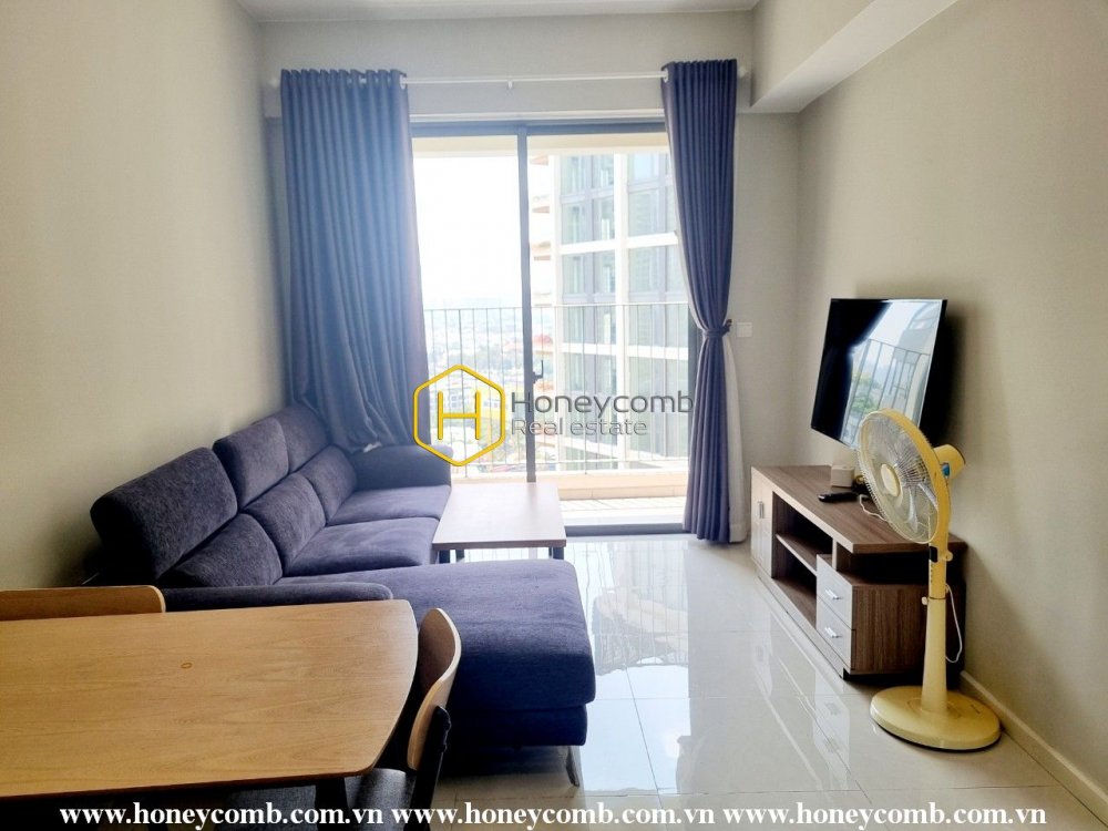 Classy style combined with neutral layout in this Masteri An Phú apartment