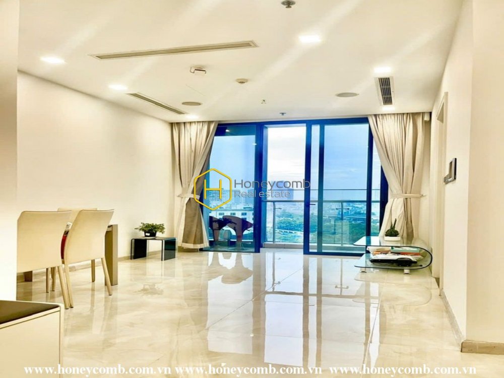 A real masterpiece appears in this Vinhome Golden River apartment