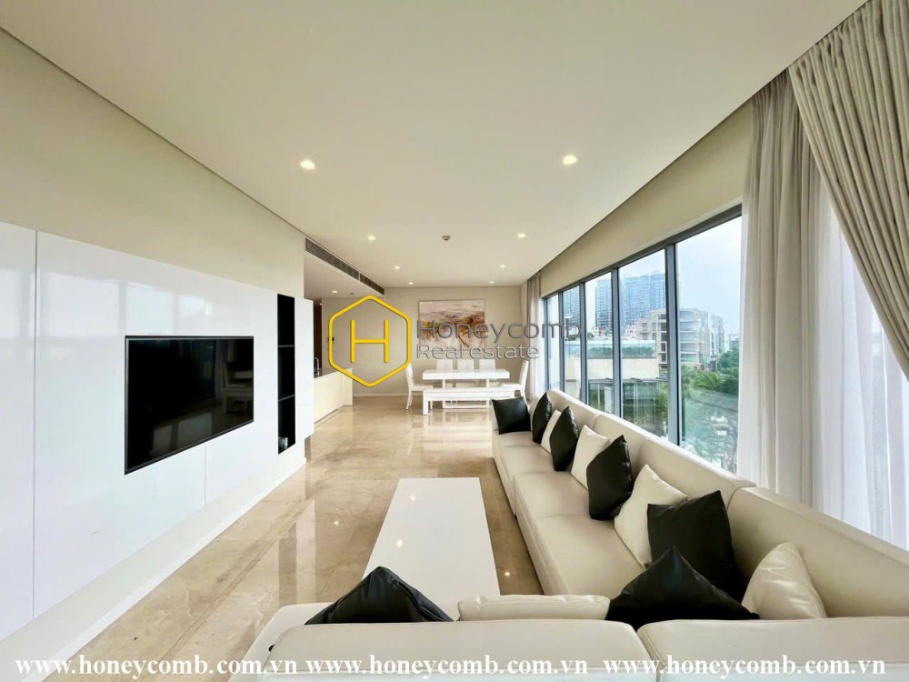 Phong cách sang trọng kết hợp với cách bài trí thông minh trong căn hộ Diamond Island này