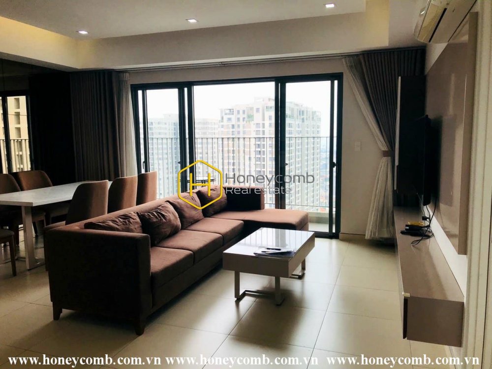 Căn hộ 3 phòng ngủ lầu cao, tầm nhìn ra thành phố ở Masteri Thảo Điền cho thuê
