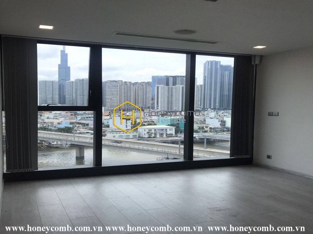 Căn hộ đầy nắng không nội thất và khung cảnh toàn thành phố cho thuê ở Vinhomes Golden River