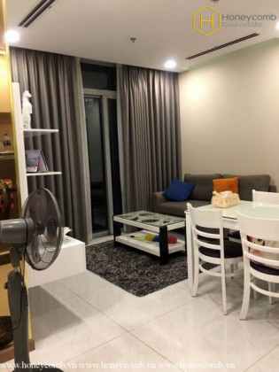 Discover Modern 2 bedrooms apartment in Vinhomes Central Park for rent