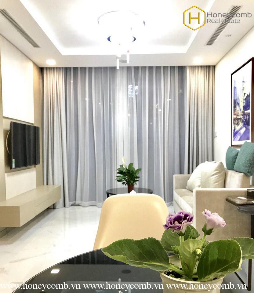 Căn hộ 2 phòng ngủ với cách trang trí hiện đại tại Vinhomes Central Park cho thuê