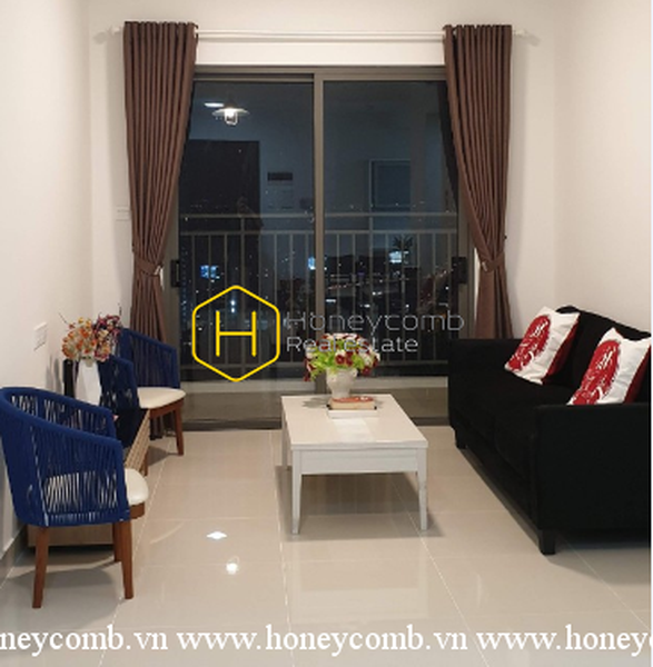 Elegant design apartment with subtle layout for rent in The Sun Avenue