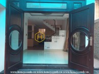 Design your own home – Spacious & Unfurnished Villa in District 2 for lease