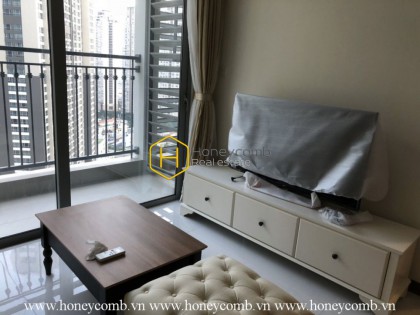 All new customized ornamentations in this stunning apartment for rent in Vinhomes Central Park