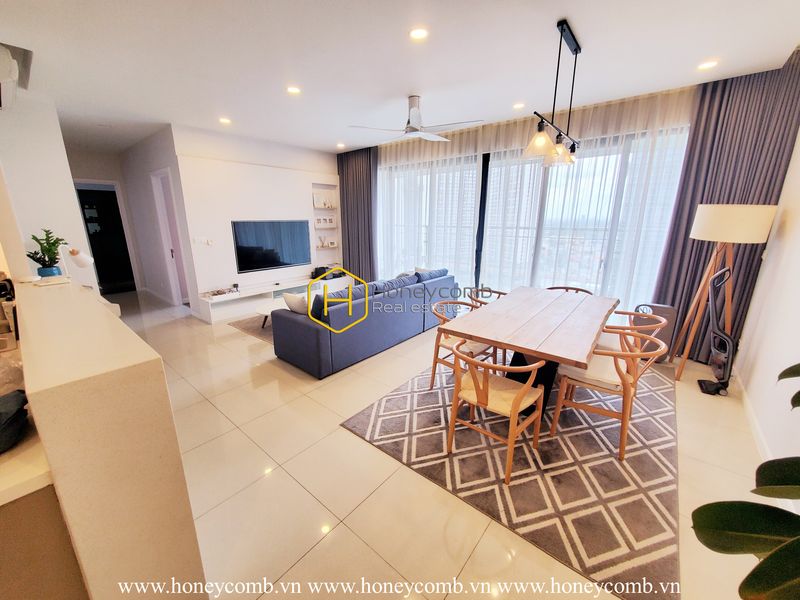 Relax with the quiet riverside view in this modern and luxurious apartment at The Estella Heights