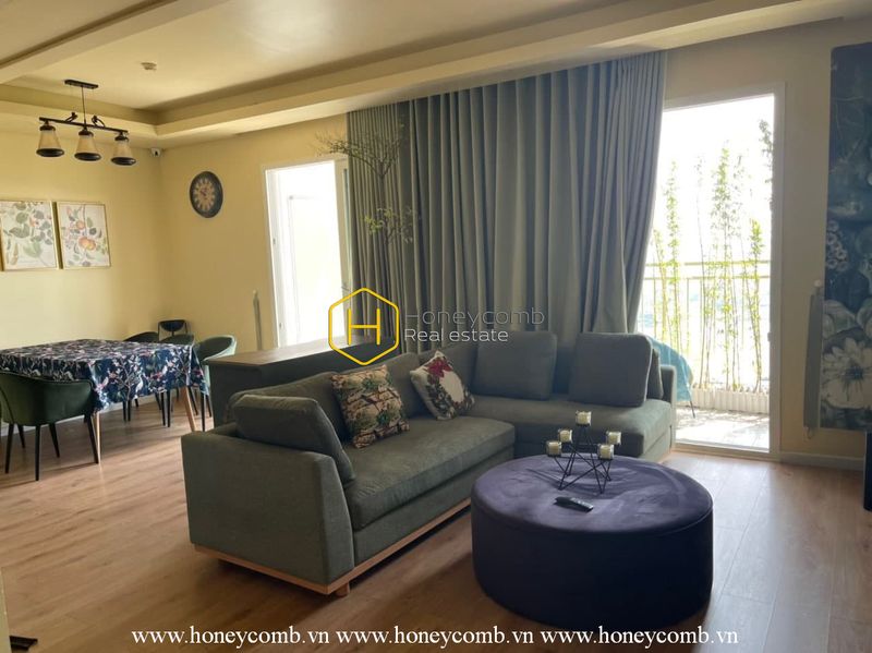 This modern Xi Riverview Palace apartment will make you head over the heels