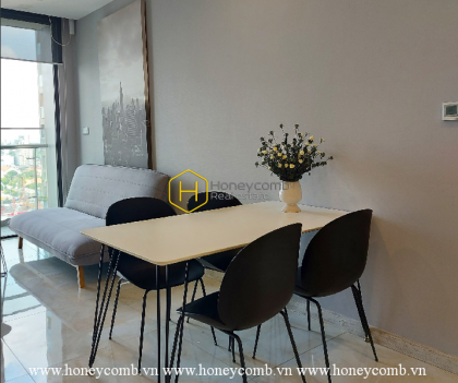 A delicate 2-bedroom apartment in Vinhomes Golden River : Best choice ever!