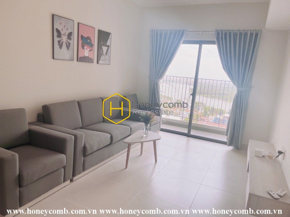 Căn hộ sáng sủa tại Masteri Thao Dien với ánh sáng tự nhiên và cửa sổ cao