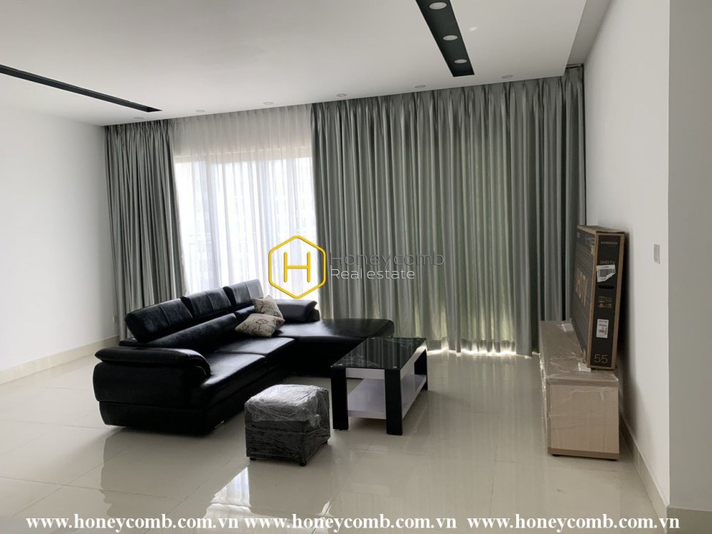 Exquisite apartment with beautiful rustic design in Palm Heights