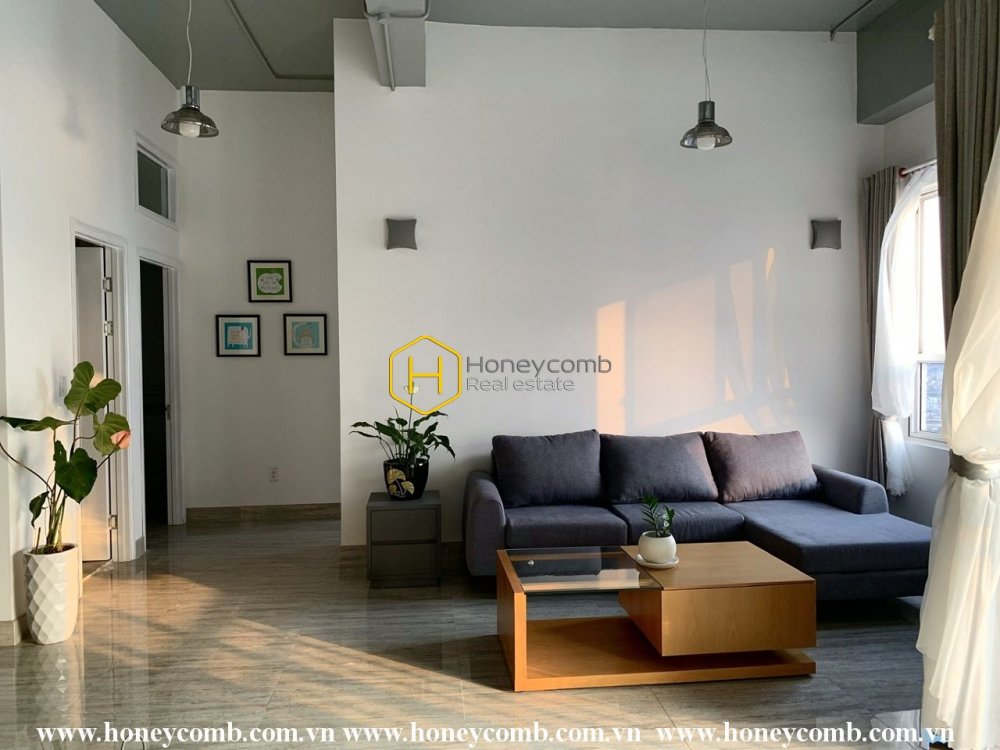 Visually stunning! Glorious apartment available now in Tropic Garden