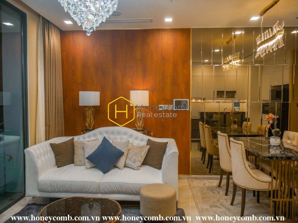 Căn hộ với cách trang trí tông màu vàng sang trọng cho thuê tại Vinhomes Golden River