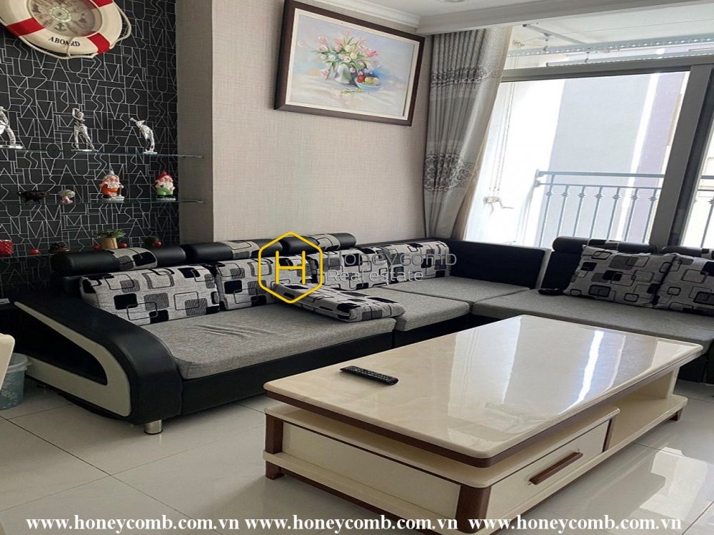 Cho thuê căn hộ duyên dáng với thiết kế nhã nhặn, mộc mạc ở Vinhomes Central Park