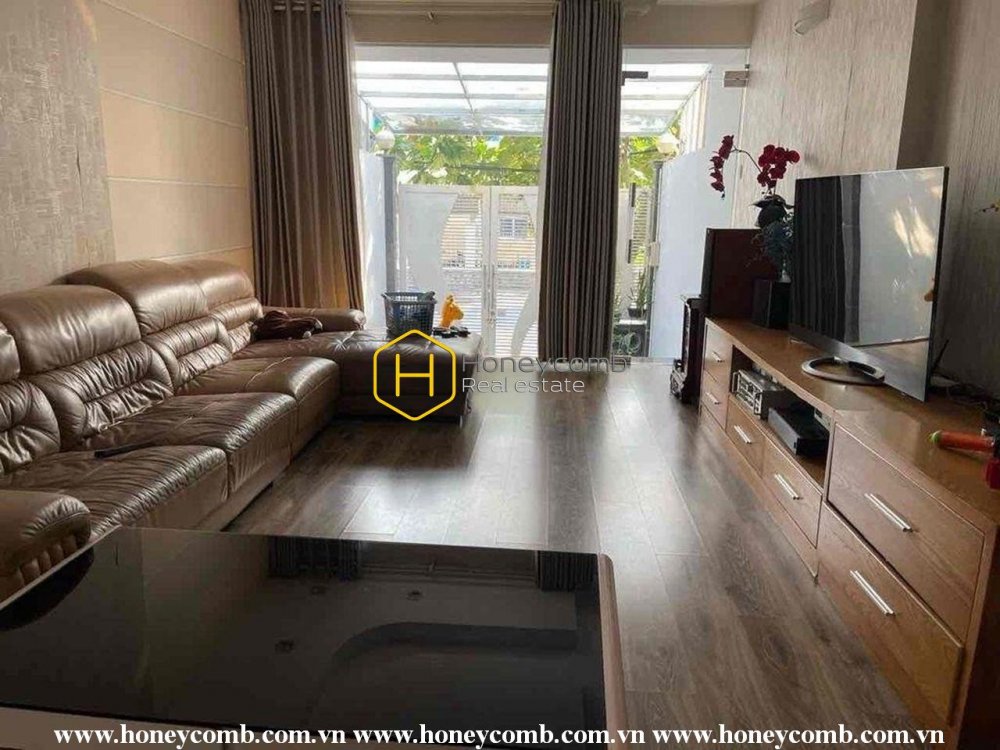 Let's explore the splendidness meticulously crafted in the District 2 villa