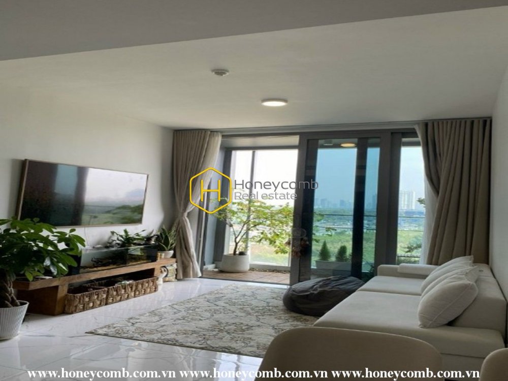 Thiết kế mộc mạc với nội thất cơ bản trong căn hộ cho thuê ở Empire City