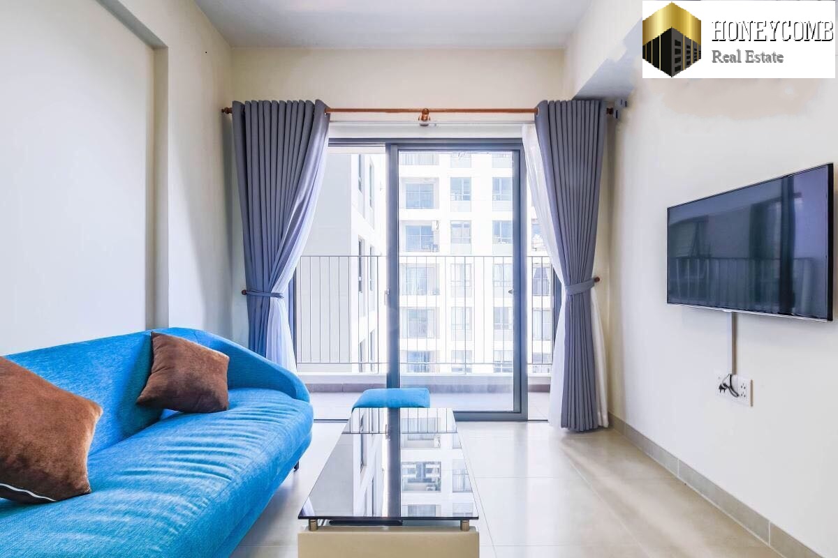 Giá tốt! Căn hộ 2 phòng ngủ nhìn ra hồ bơi tại Masteri cho thuê