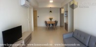 Căn hộ 2 phòng ngủ với nội thất đơn giản cho thuê tại Masteri Thao Dien