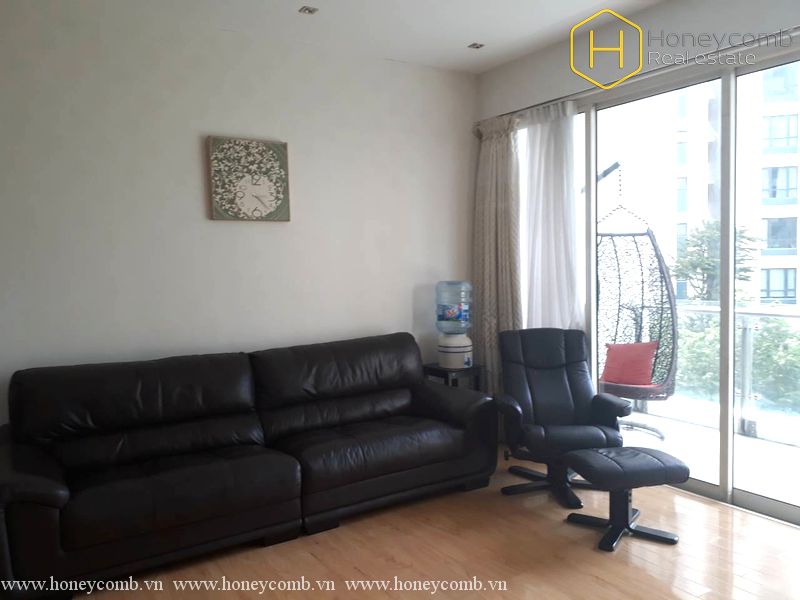 Simple 2 beds apartment with midlle floor in The Estella for rent