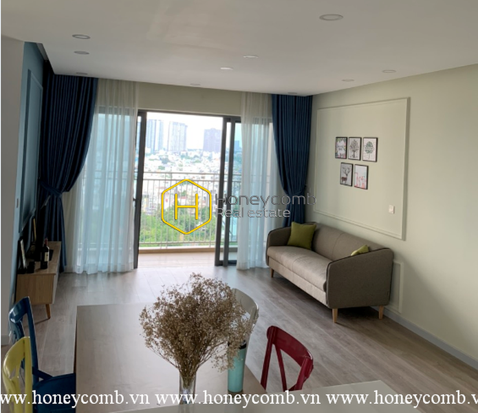 Căn hộ Palm Heights này là giấc mơ cuản hiều người: thiết kế đáng yêu , tiện nghi và rộng lớn! Hiện đang cho thuê !