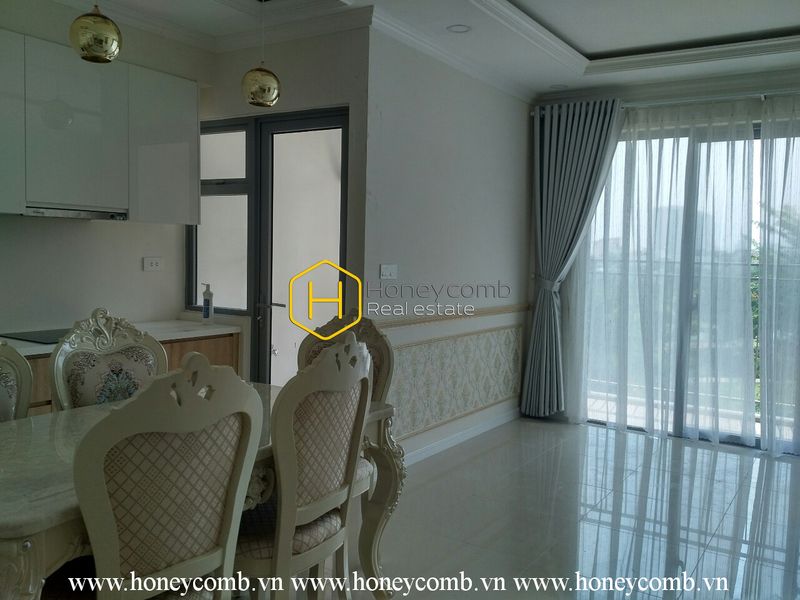 So bright and airy is this apartment! Located right in Palm Heights for rent