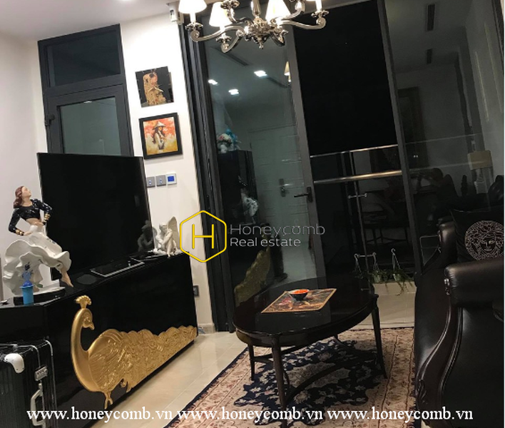 Căn hộ cực kì ấn tượng với cách bài trí lộng lẫy cho thuê tại Vinhomes Golden River
