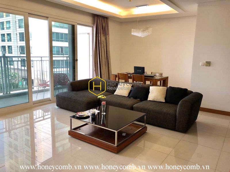 Beautiful decoration 145sqm for rent in Xi Riverview Palace
