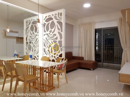 Creative design apartment with simplifed furnishings for rent in The Sun Avenue