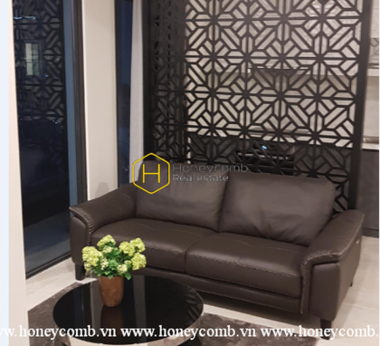 Charming black beauty apartment for rent in Vinhomes Golden River