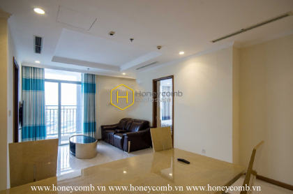 Simple and modern style apartment for rent in Vinhomes