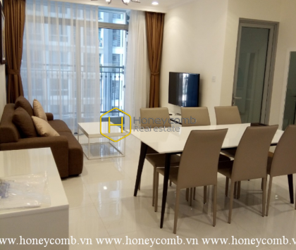 Luxury aparment with high-end furniture in Vinhomes Central Park for rent