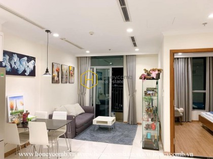 Creative design apartment with simplifed furnishings for rent in Vinhomes Central Park