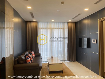 Get into a simplified lifestyle with this stunning apartment in Vinhomes Central Park! Ready for rent !