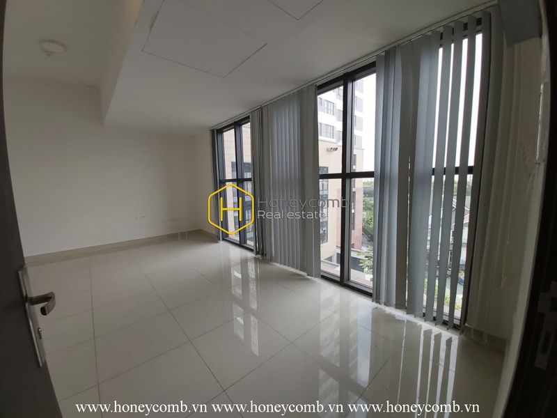 Be creative with this modern unfurnished apartment for rent in The Sun Avenue