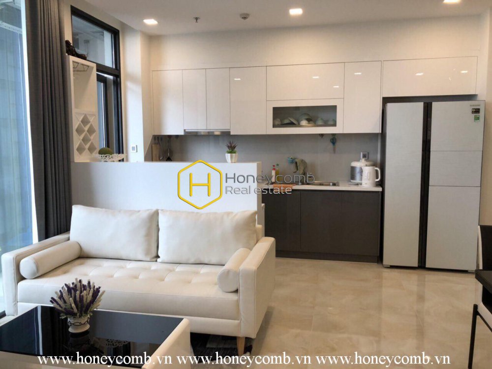 This 2 beds apartment is a combination of lightness and classic in Vinhomes Golden River