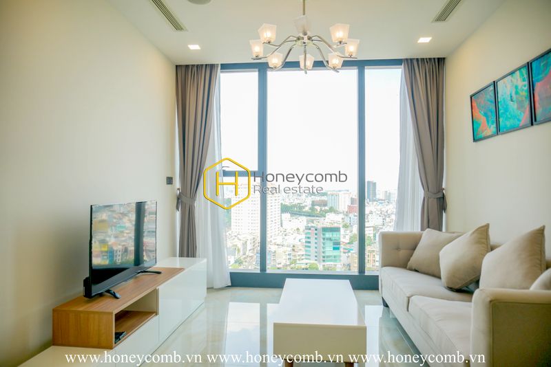 No one can take their eyes off this gorgeous Vinhomes Golden River  apartment!