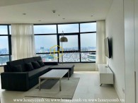 Awesome ! This is a colorful and modern 3 beds apartment in City Garden