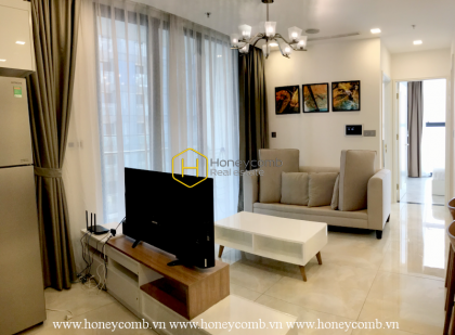 Take the advantages of living in this sumptuous Vinhomes Golden River apartment