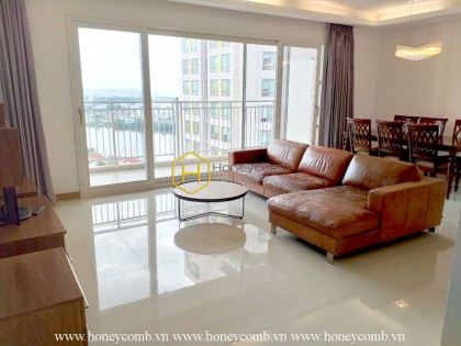 Wonderful 3 bedrooms apartment with nice view in Xi Riverview Palace